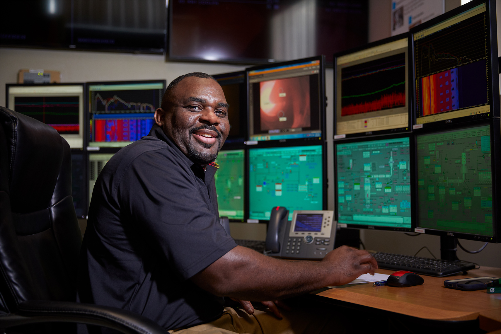 09_Calera_Control_Room_Dallas_Moss_0588_RF__at__0.5x